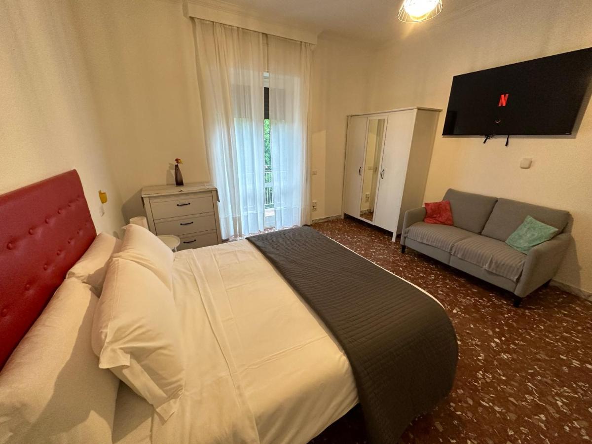 Galleria Frascati Rooms And Apartment Buitenkant foto
