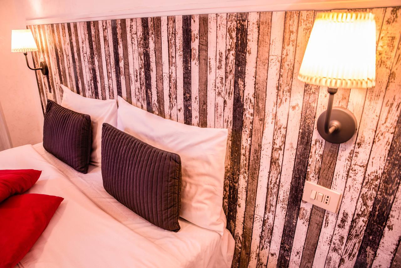 Galleria Frascati Rooms And Apartment Buitenkant foto